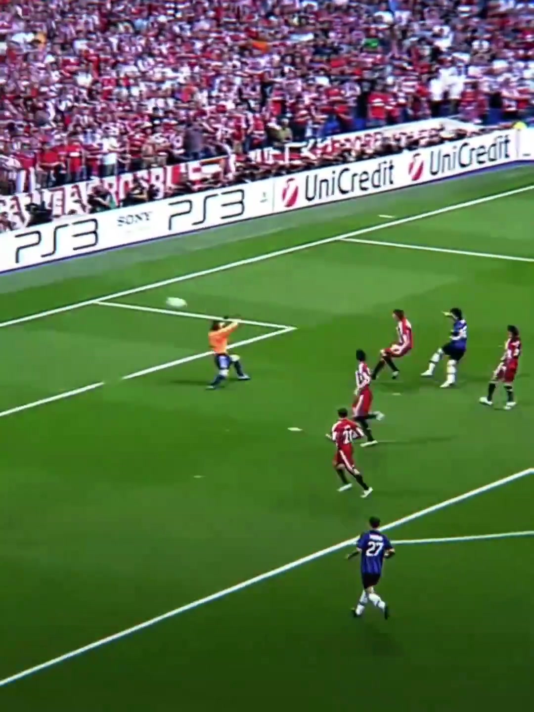 當年有多少內(nèi)拉沒想到穆里尼奧的最后一場藍黑比賽竟是歐冠決賽