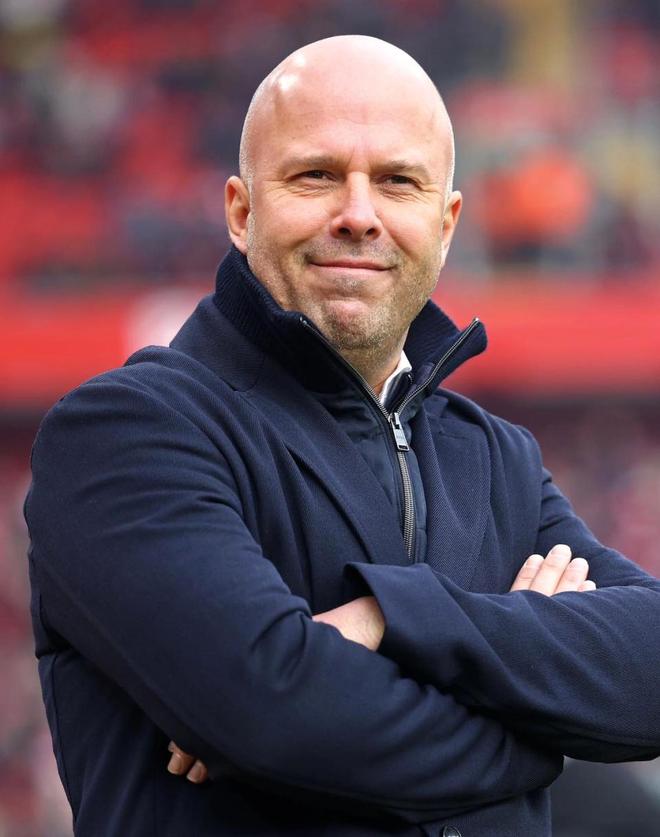 0-2！皇馬客戰(zhàn)利物浦，復(fù)仇歐冠！斯洛特想達(dá)成：3大關(guān)鍵+創(chuàng)歷史