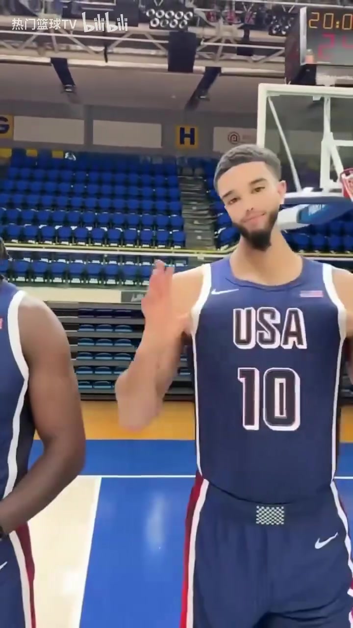 都不想看第二遍當(dāng)給美國男籃全員用上逆天美顏