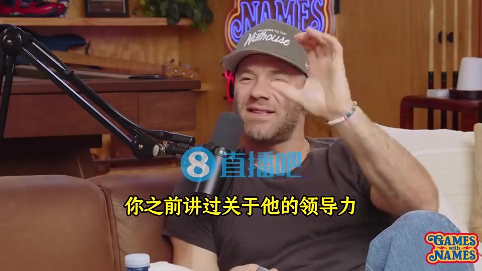 珍妮詹姆斯從不走捷徑他身體像火車一樣壯朝我沖我會(huì)尖叫的