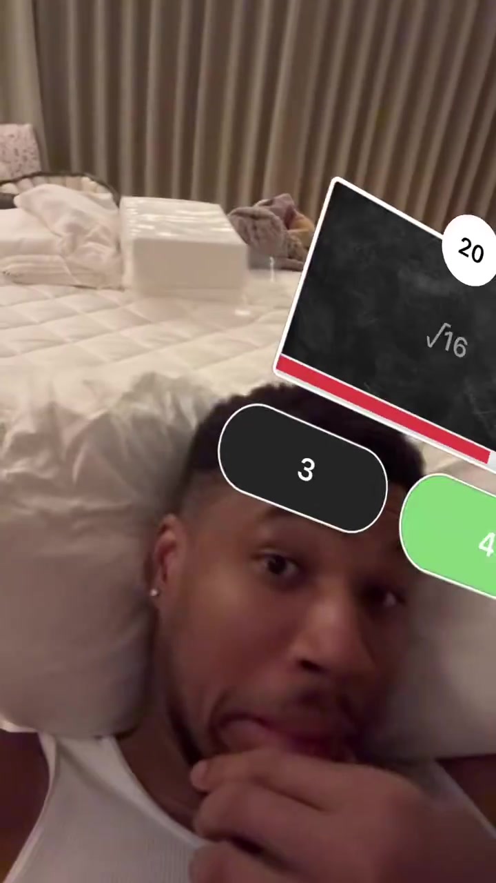 字母哥的數(shù)學(xué)還不錯啊