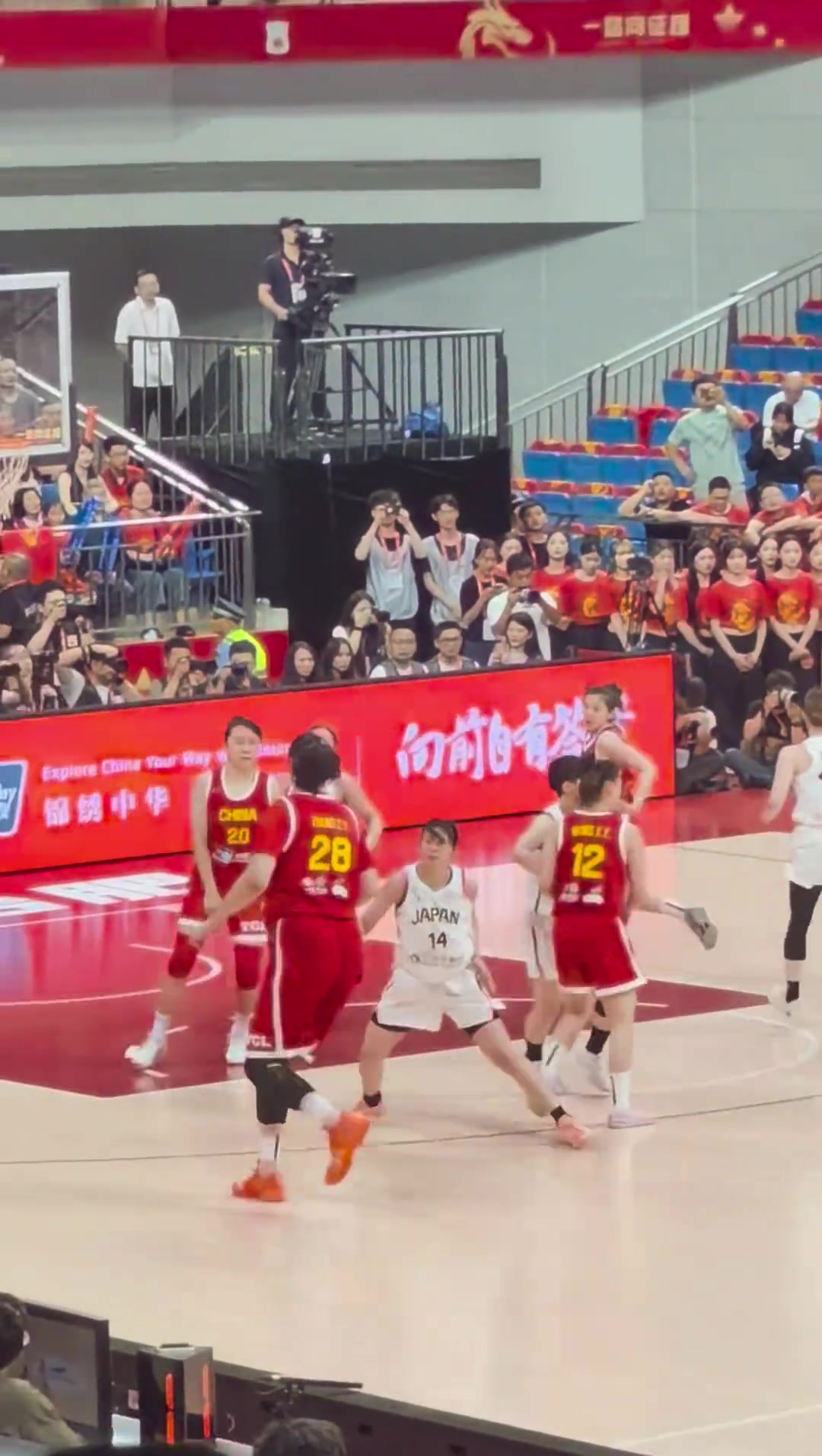 隔著屏幕都能感覺防守張子宇的日本球員有多絕望