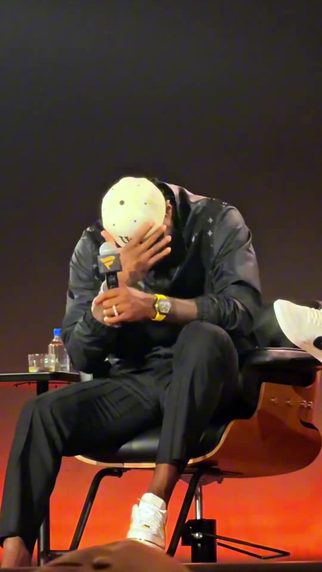 當詹姆斯被呼吁再打十年