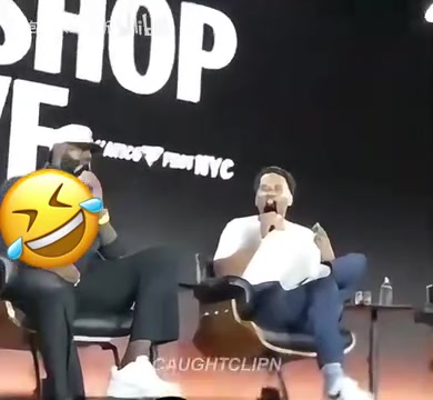 觀眾們真有活啊詹姆斯剛講話底下發(fā)出此起彼伏山羊的聲音