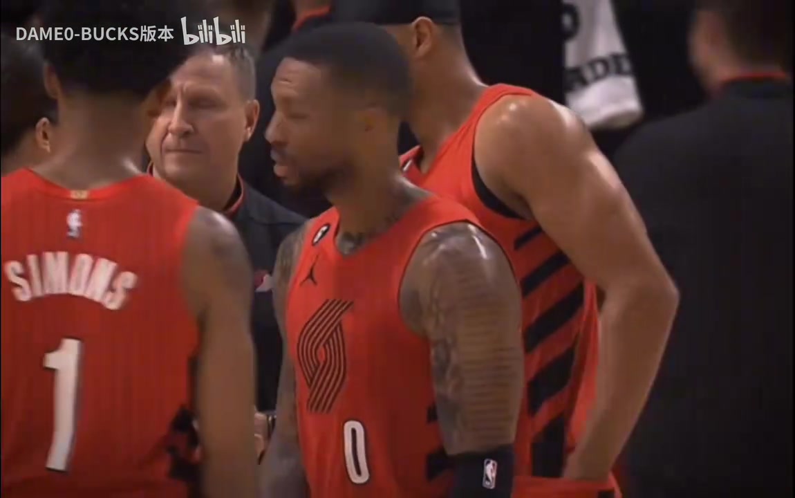 被交易到凱爾特人當(dāng)年本以為西蒙斯會是利拉德的接班人