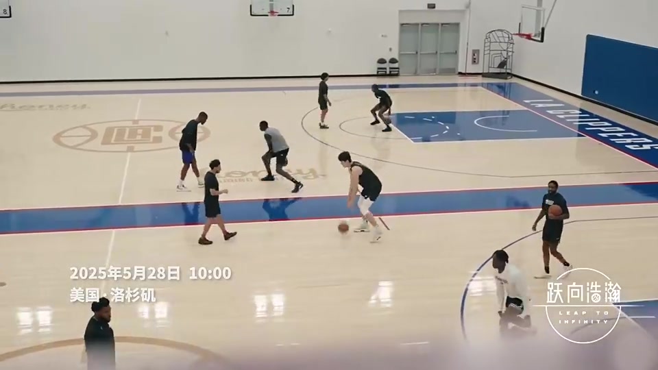 10號(hào)秀馬盧阿奇此前用漢語祝福楊瀚森謝謝兄弟一路平安