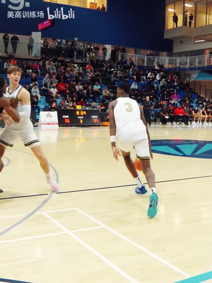 明年還有更猛的26選秀熱門(mén)AJ迪班薩這球風(fēng)是下一個(gè)麥迪