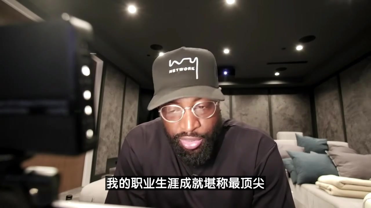 韋德我是熱火隊(duì)史最偉大球員 詹姆斯是穿過熱火球衣中最偉大的