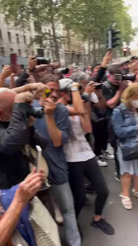 品味太對(duì)了狗哥貝弗利的老婆是真漂亮已經(jīng)給他生了倆娃