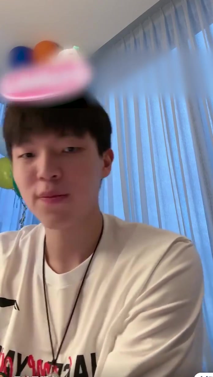 今天得到回應(yīng)了楊瀚森此前直播中透露喜歡循環(huán)Jony J歌單