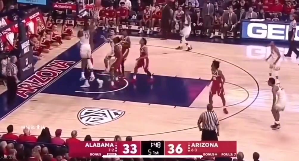 艾頓當(dāng)年是怎么力壓東契奇成為狀元的他在大學(xué)打球竟然如此殘暴