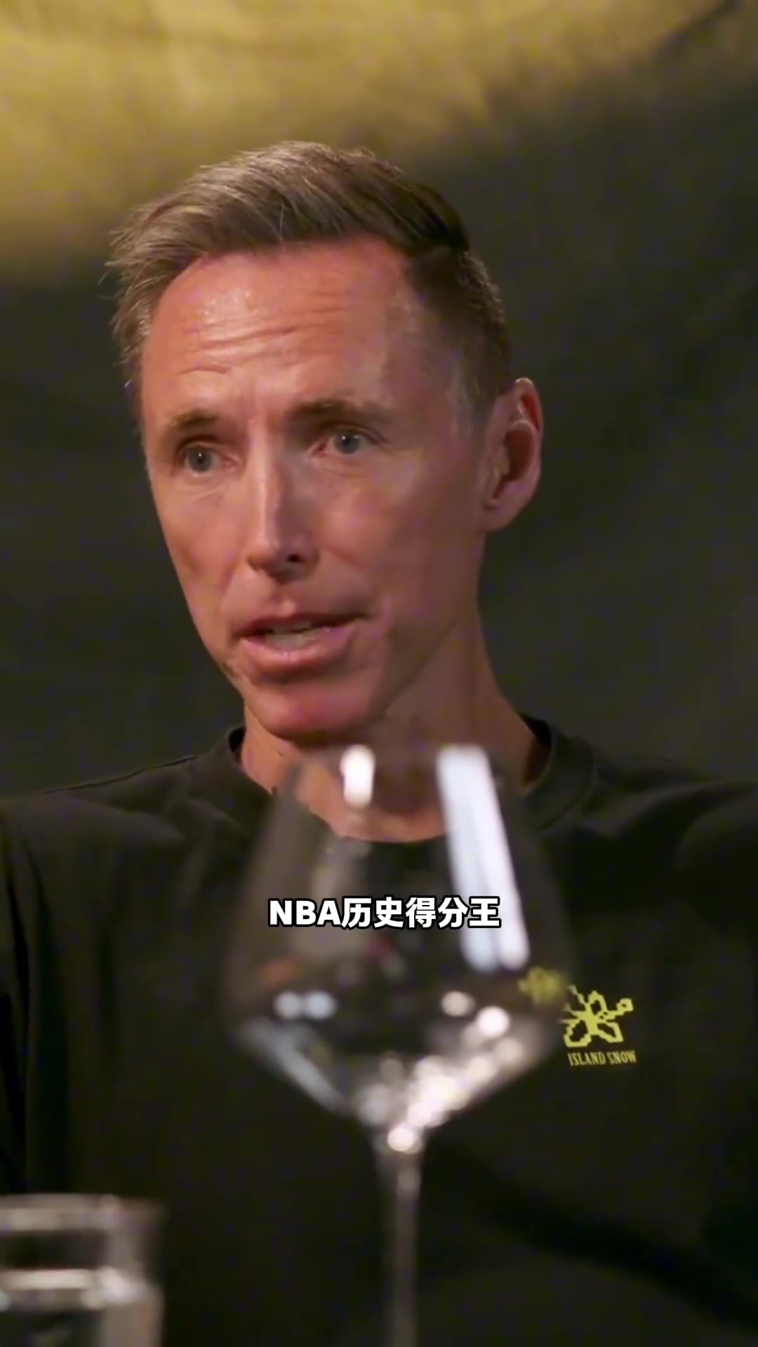 詹姆斯當(dāng)面盛贊杜蘭特比賽的高效性你太棒了