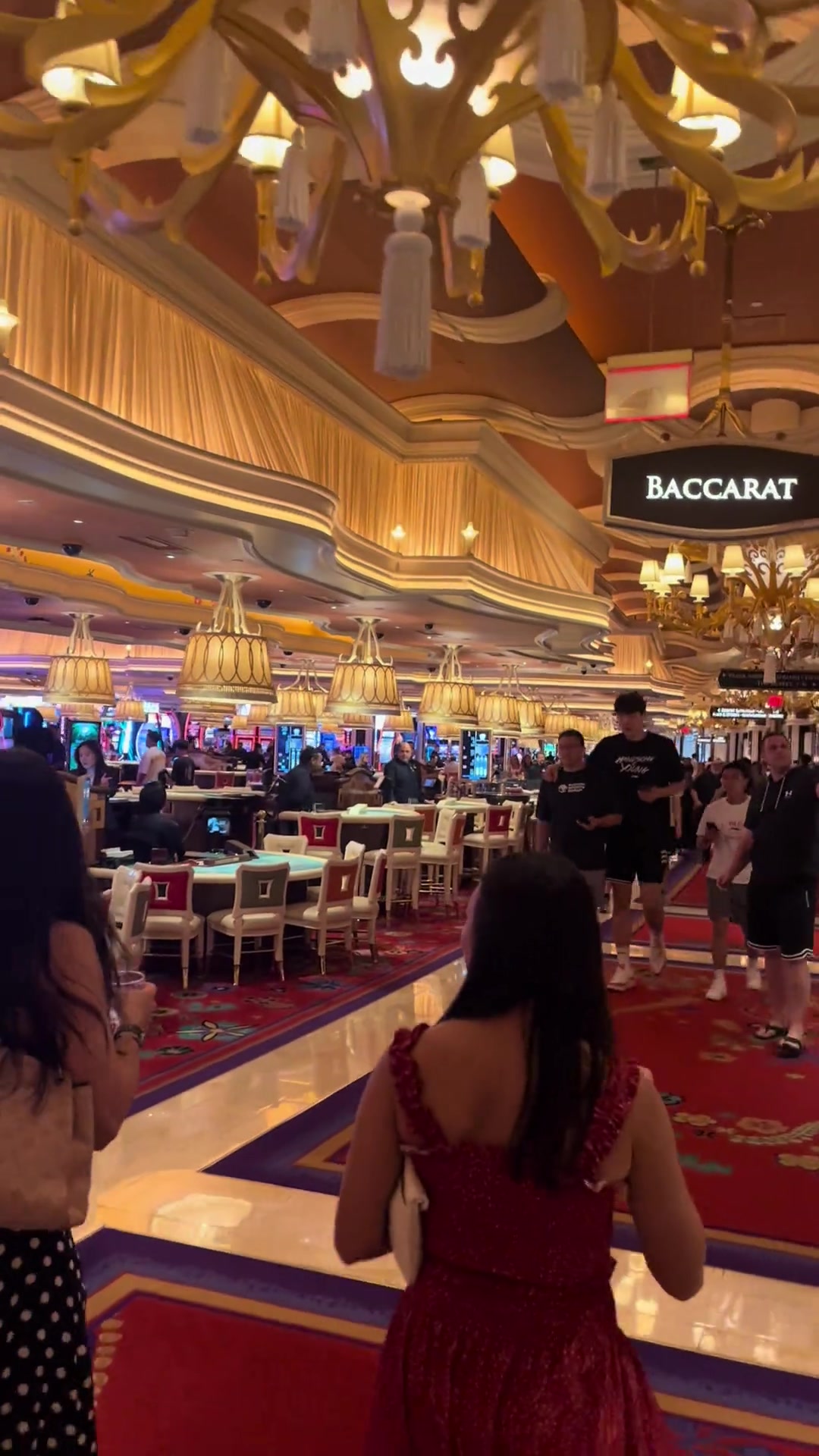 網(wǎng)友曬賭城酒店偶遇楊瀚森我相信他只是路過(guò)的