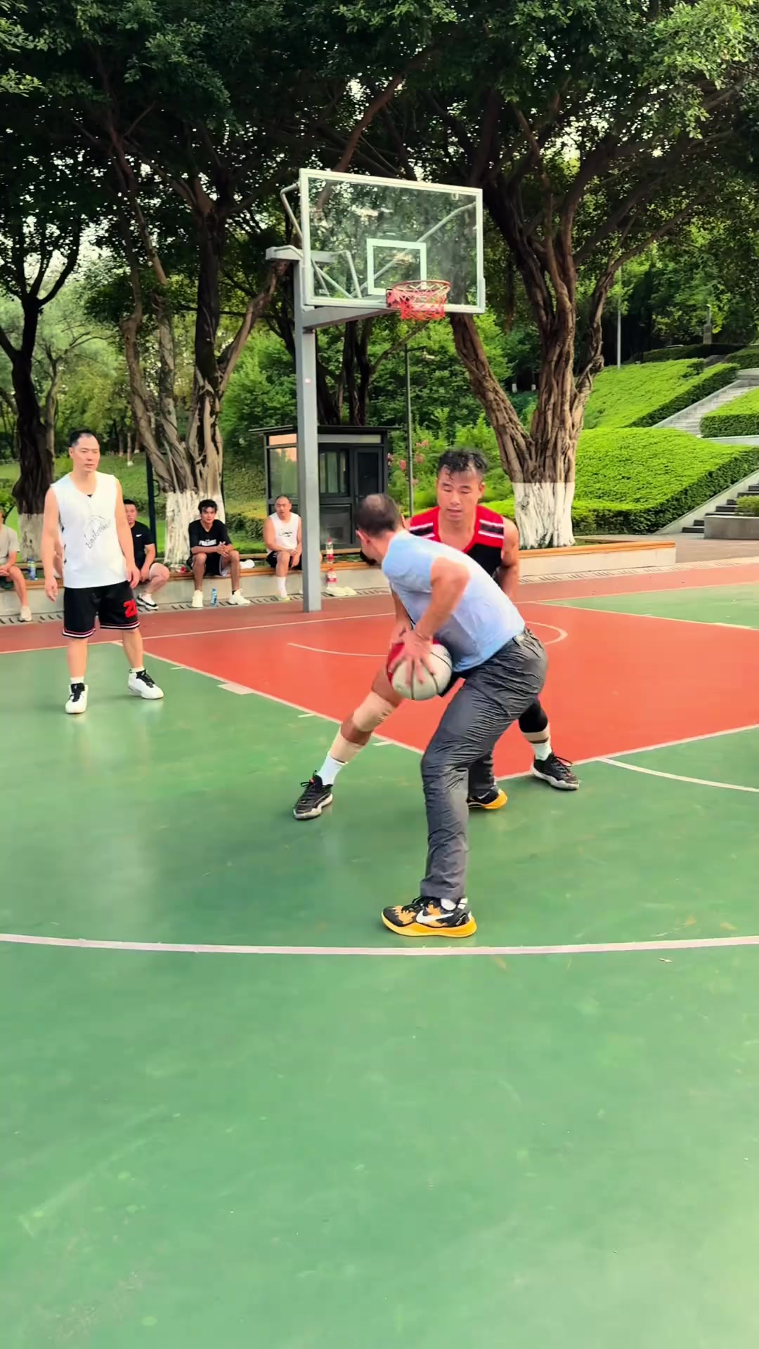 西褲科8大爺當年也是統(tǒng)治野球場的存在吧