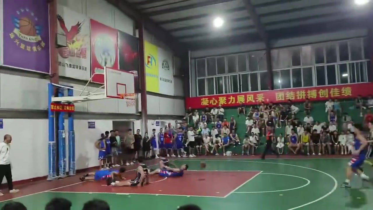 電視劇也不敢這么演一場比賽出現(xiàn)這么多庫里致敬庫里