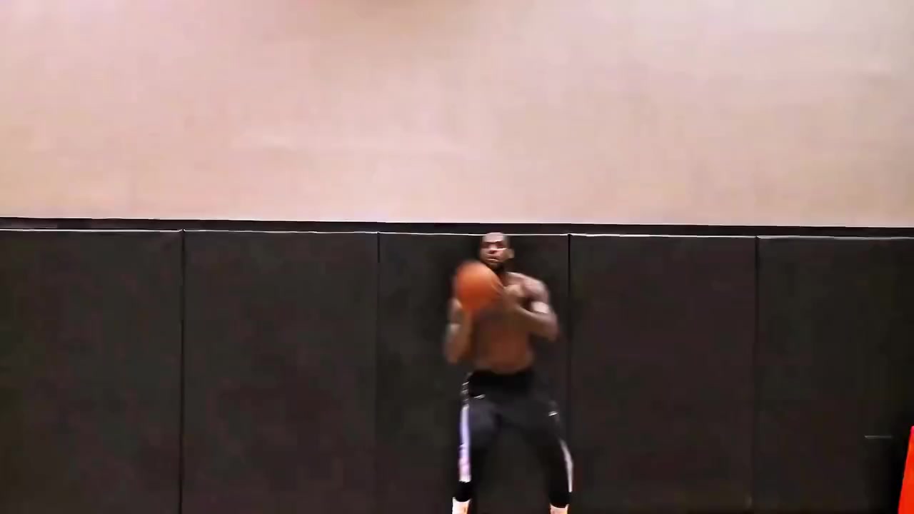 還有機(jī)會(huì)能在扣籃大賽上看到詹姆斯的表演嗎