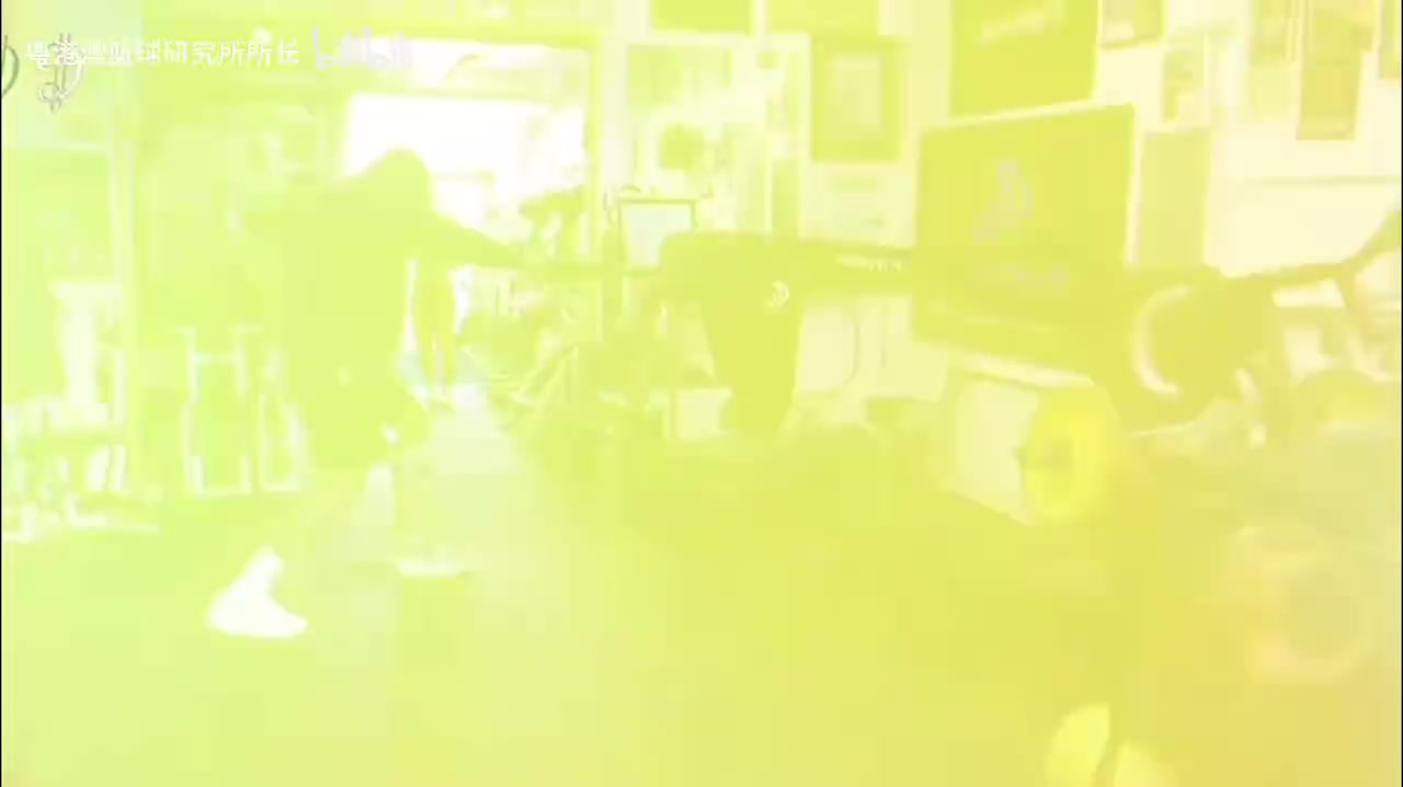 早日復(fù)出開(kāi)拓者官方發(fā)布利拉德進(jìn)行康復(fù)訓(xùn)練視頻