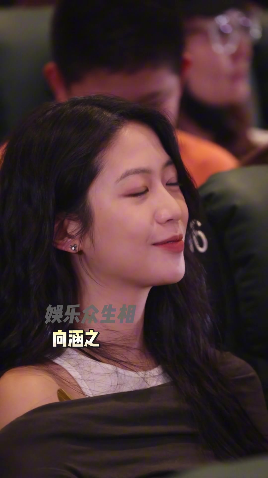 巴特勒出席成龍電影首映禮 眾女星宋茜陳好倪妮等也現(xiàn)身支持