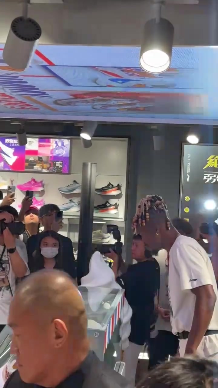 是誰在叫我最討厭的人巴特勒聽到球迷叫巴迪的反應