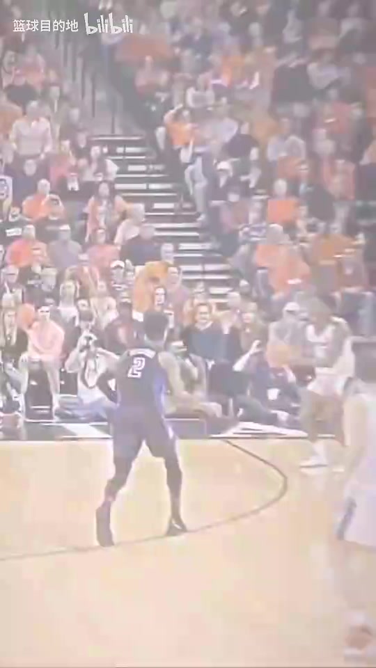 恐怖天賦對(duì)手空位三分居然被錫安的離譜彈速和高度給帽下來(lái)了