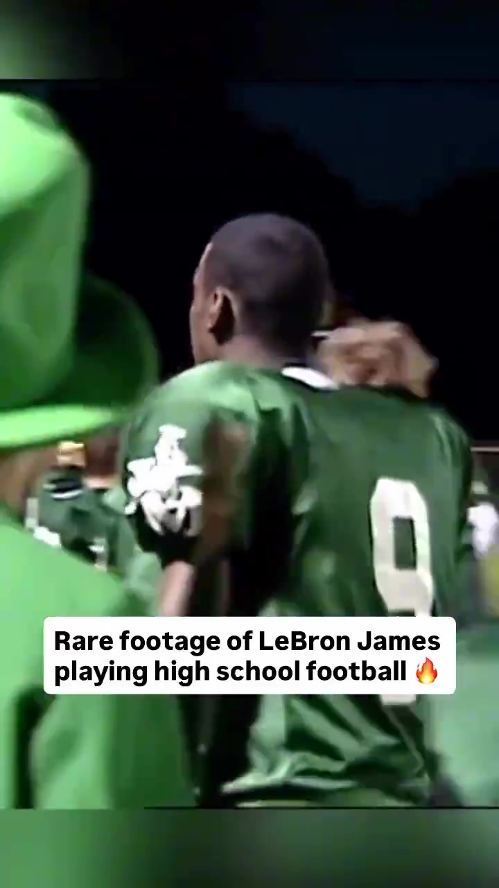 身體素質(zhì)炸裂罕見(jiàn)的小皇帝高中打橄欖球比賽的視頻