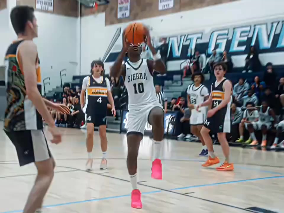 亂殺啊帶你感受一下布萊斯-詹姆斯的野球局