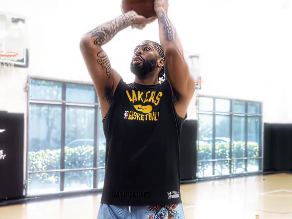 架海紫金梁濃眉這身材放古代也是個威震一方的將領(lǐng)啊