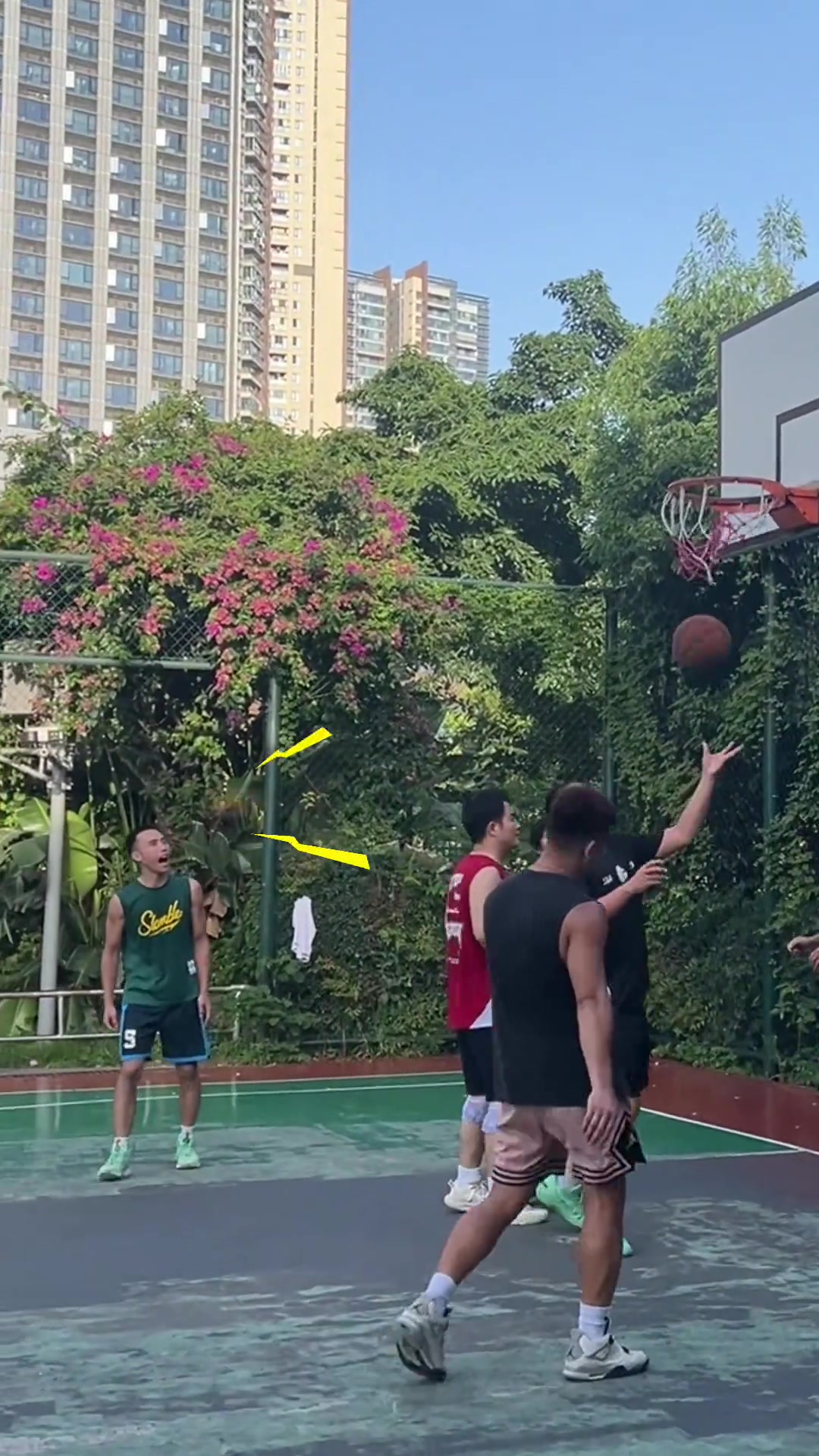 像極了布克國(guó)產(chǎn)布克曬打球視頻跳投就像周董的歌百聽不厭