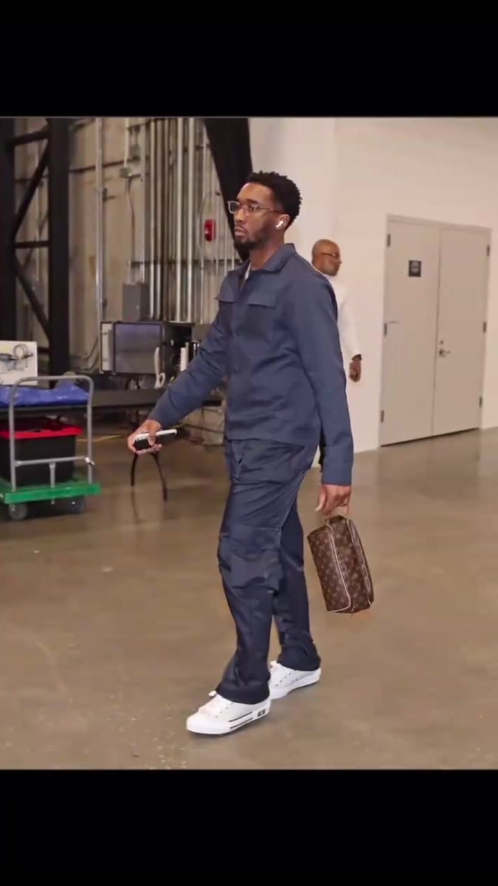 潮男專場(chǎng)女博主銳評(píng)NBA球星穿搭唐裝威少眾望所歸