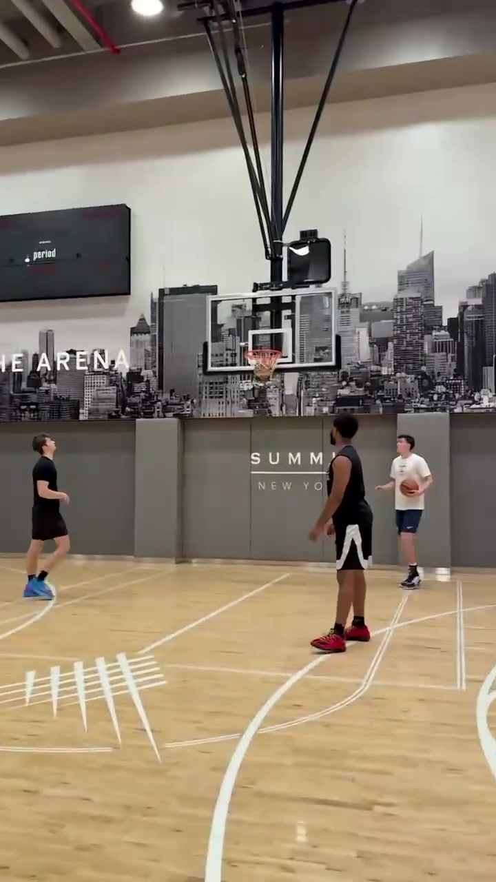 最終會去哪支球隊威少最新在紐約曼哈頓球館中的訓(xùn)練視頻