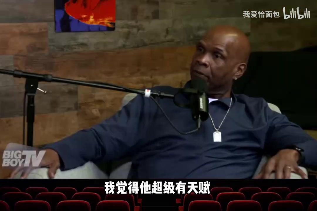 巴恩斯聯(lián)盟肯定是因?yàn)闁|契奇交易就把弗拉格給獨(dú)行俠了