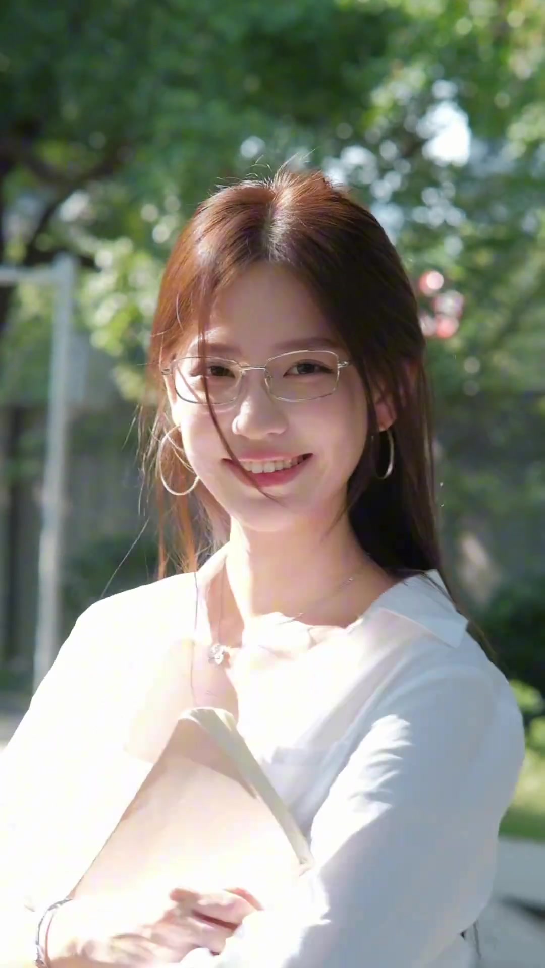 換賽道了雞腿諾的校園風(fēng)穿搭 確實是美啊