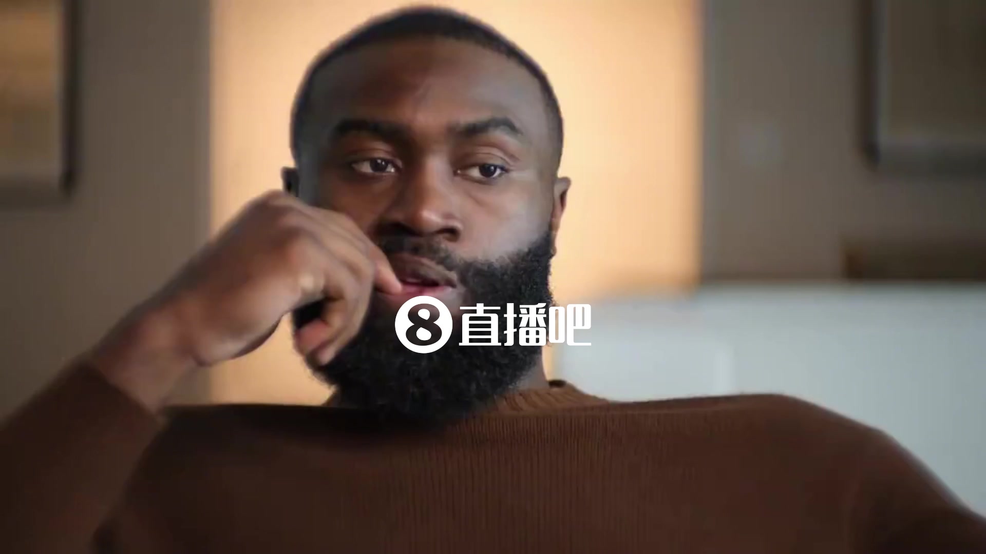 笑死杰倫-布朗杜蘭特的雕像可以放在他家門口下半身雷霆上半身勇士