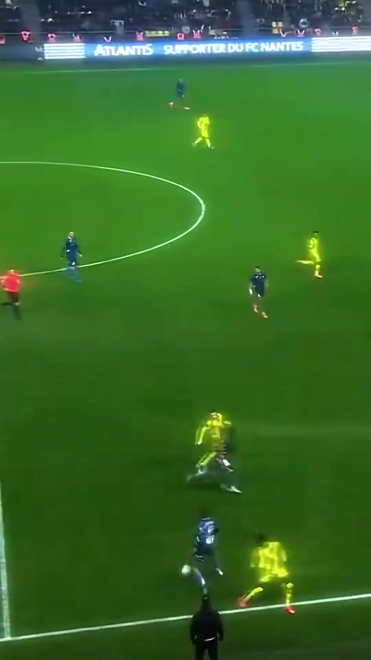 狀態(tài)火熱名場(chǎng)面格林伍德在馬賽踢球就得會(huì)馬賽回旋