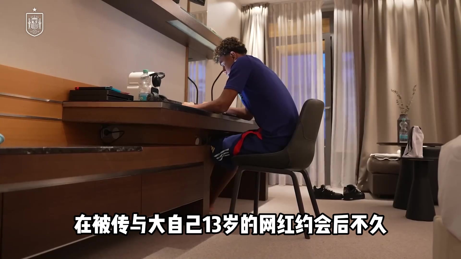 重走偶像內(nèi)馬爾老路亞馬爾約P成人女星遭拒后者曾與卡西有染