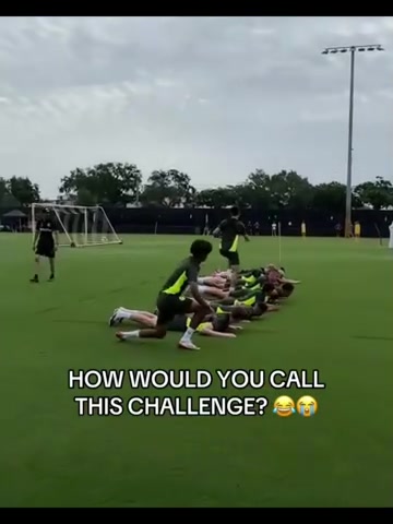 仿佛聽到了好球多特的訓(xùn)練總有新花樣