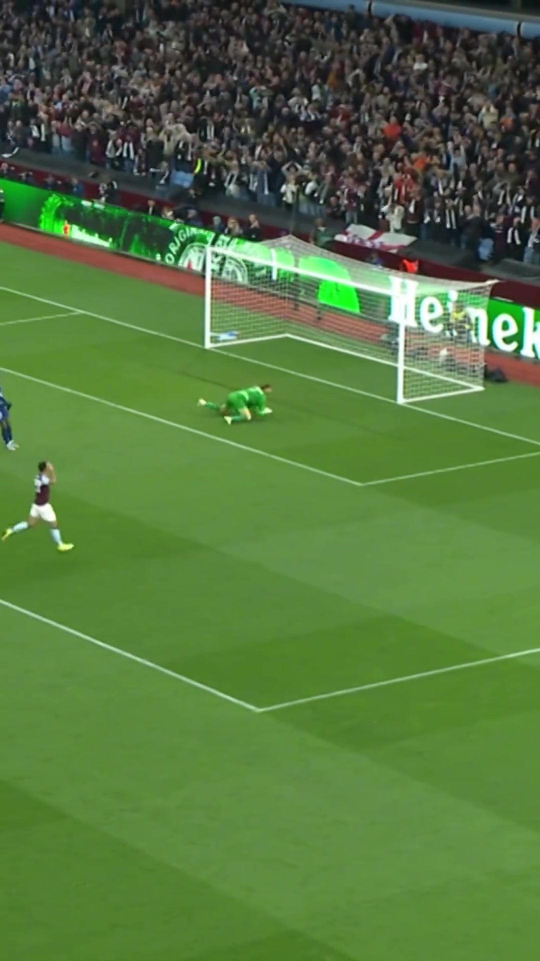 藍月亮新的守護神給你歐冠冠軍級守護