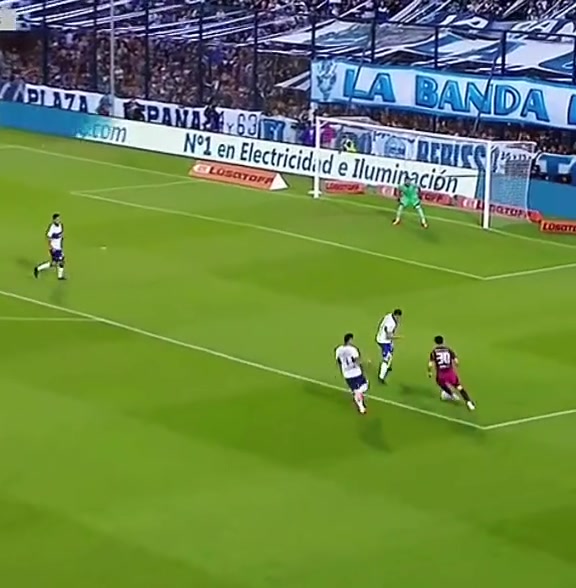 下一個(gè)小飛俠17歲皇馬新援馬斯坦托諾這記內(nèi)切有羅本那味了