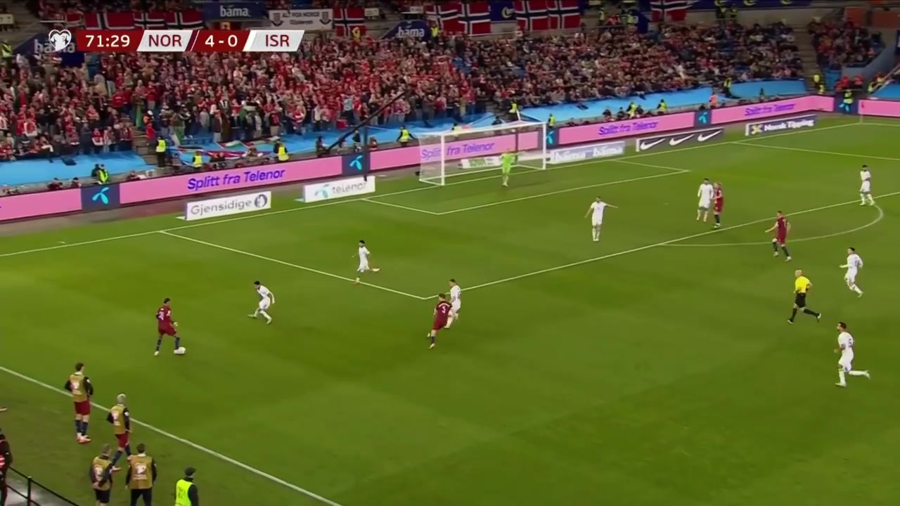 魔人上演帽子戲法哈蘭德小角度頭球破門本場兩進頭球