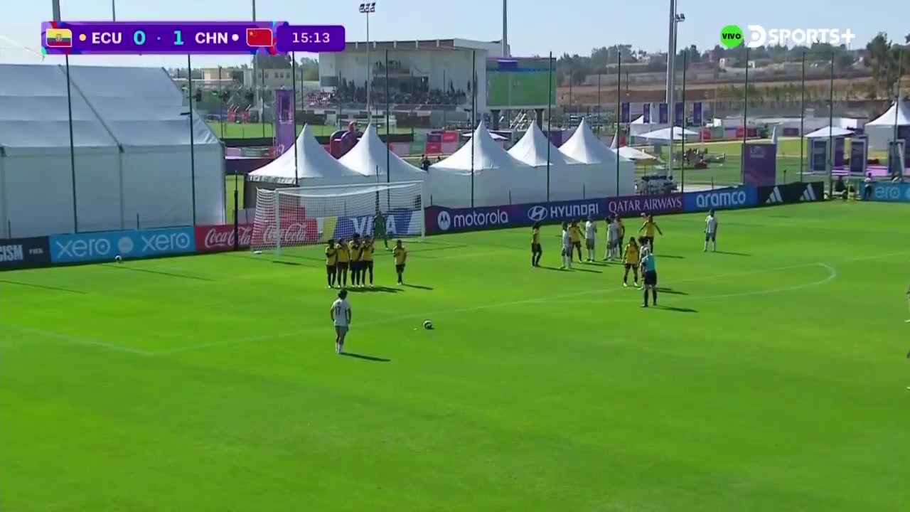 十分角曾屹婕連場任意球破門U17中國女足2-0厄瓜多爾