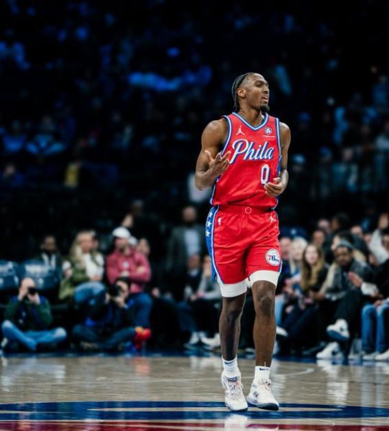 雙槍43分帶不動大帝，佈朗單節(jié)16分轟32+3+6，綠凱復仇送76人首敗