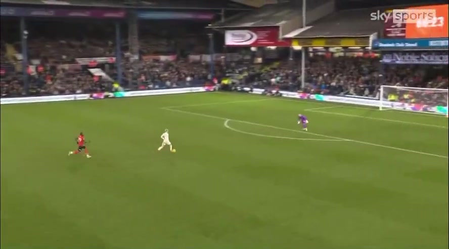 國(guó)外球迷這是加納喬最想刪掉的視頻