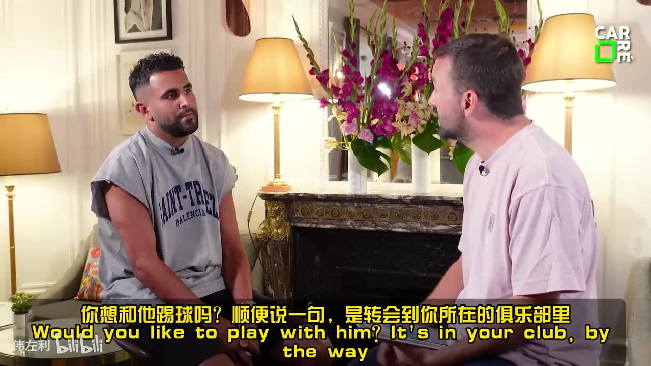 馬赫雷斯梅西是我們榜樣和童年一部分希望他來國民踢10號