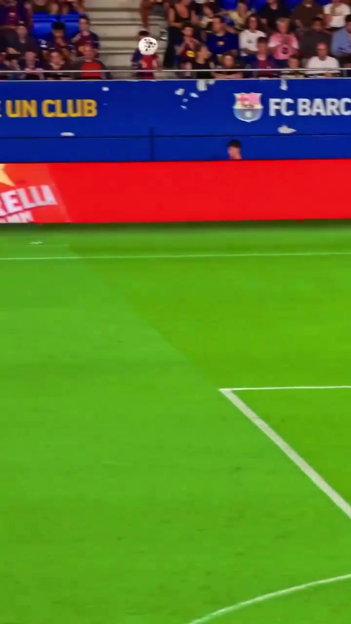 黏在腳下亞馬爾這停球過(guò)人閑庭信步