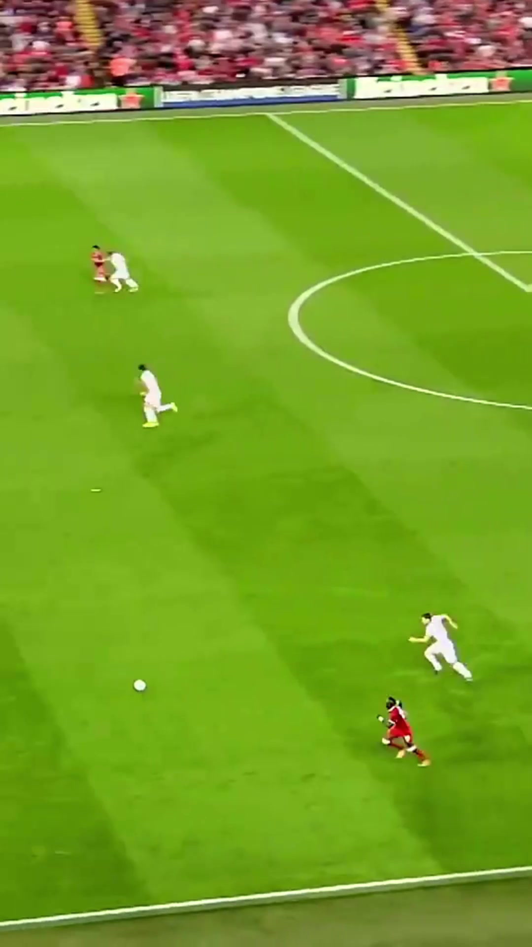 利物浦美麗足球一次快攻帶你領(lǐng)會(huì)團(tuán)隊(duì)配合的最高境界