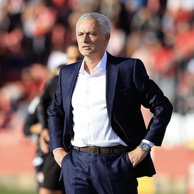 本菲卡3-0晉級4強，穆里尼奧又贏了！沖擊三冠王是正道，歐冠再見