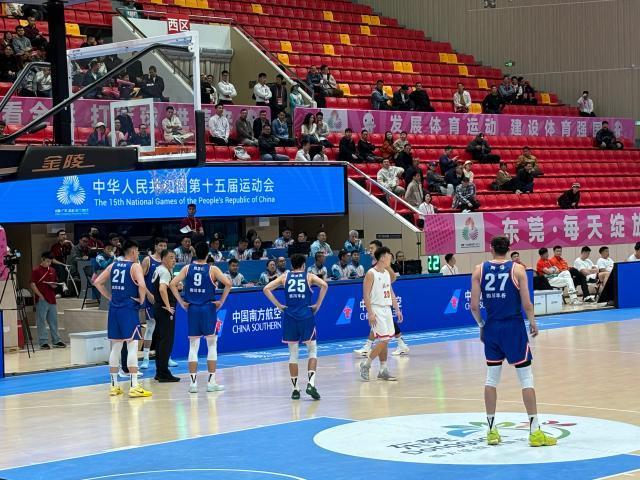 四川全運(yùn)男籃亮相展現(xiàn)統(tǒng)治力 胡金秋周琦合砍49分