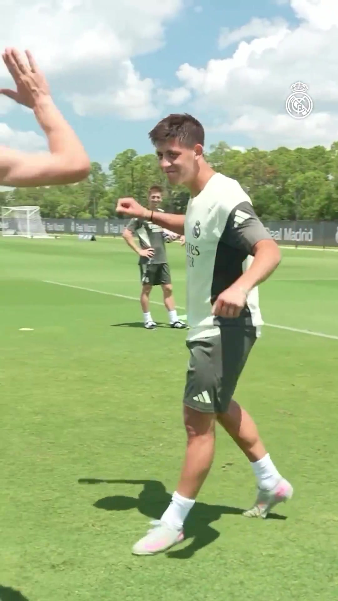 居勒爾阿諾德遠射PK皇馬的進攻靠你們破局