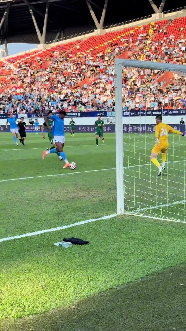 國安到底怎么了33分鐘已兩球領(lǐng)先現(xiàn)場記者直言難以置信
