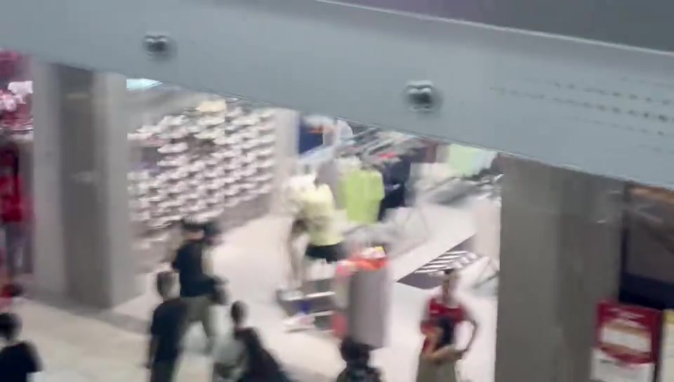 阿森納和熱刺線下專賣店客流量對(duì)比